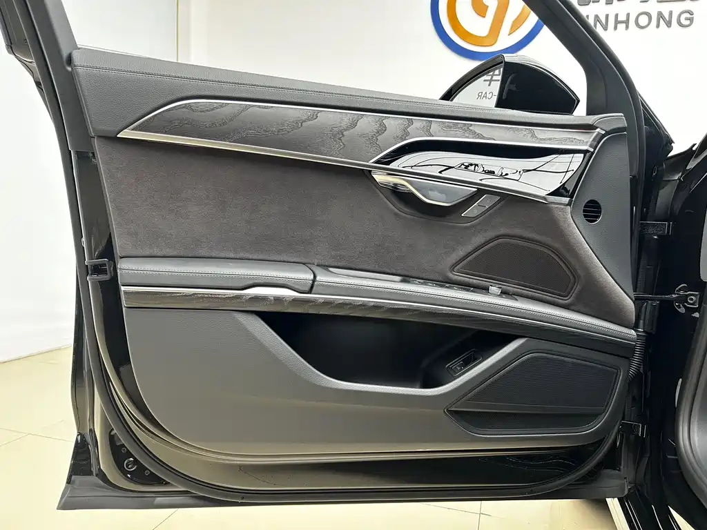Audi A8 2025 A8L 50 TFSI quattro