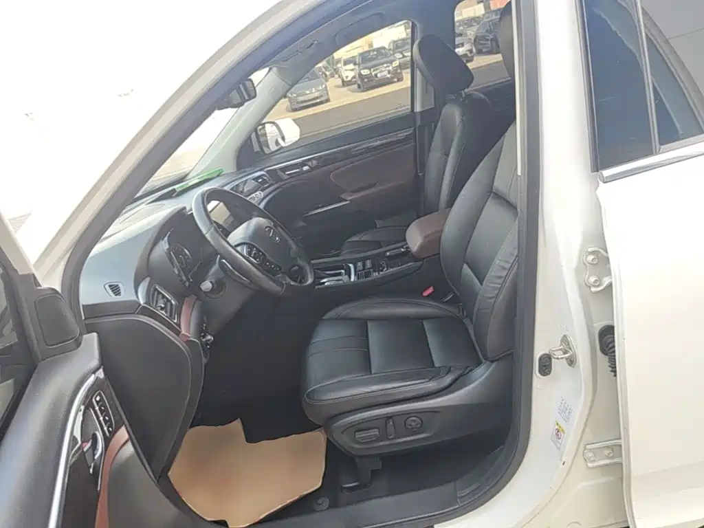 GAC Motor Trumpchi GS8 — миниатюра 15