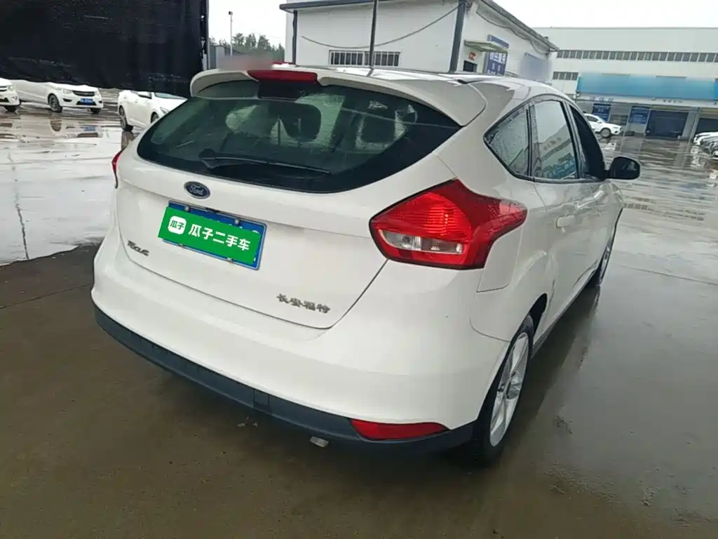 Ford Focus — миниатюра 7