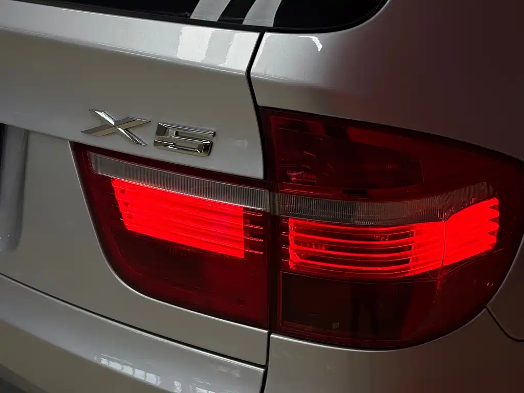 BMW X5 (Import) — миниатюра 13