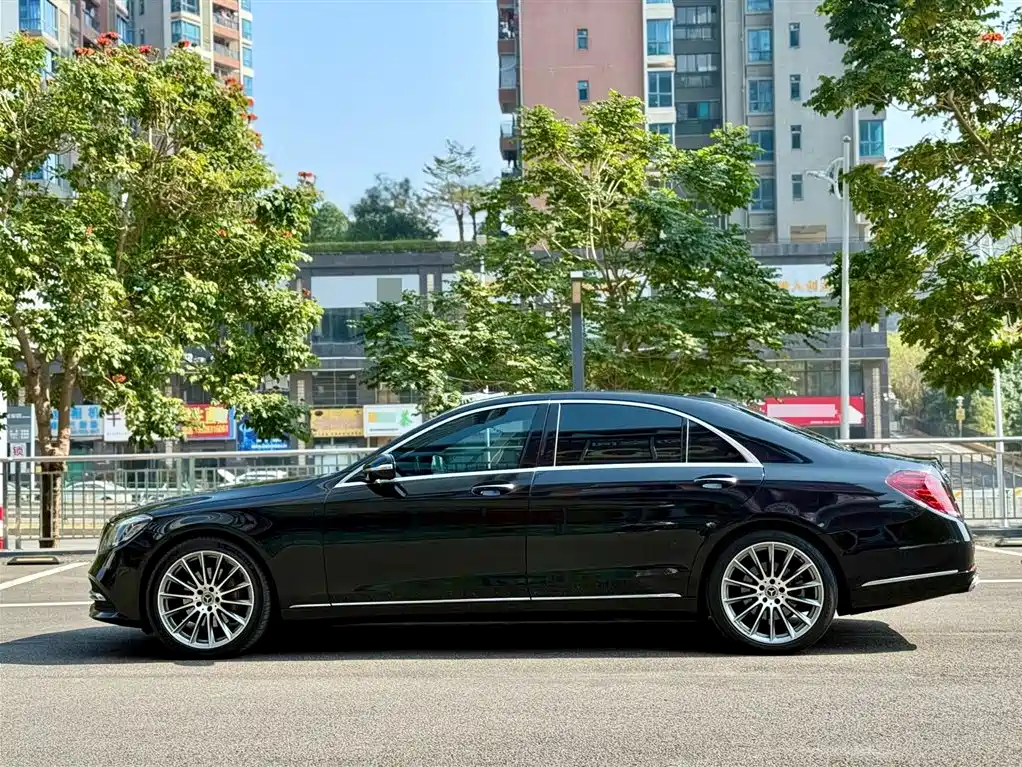 MERCEDES-BENZ S CLASS