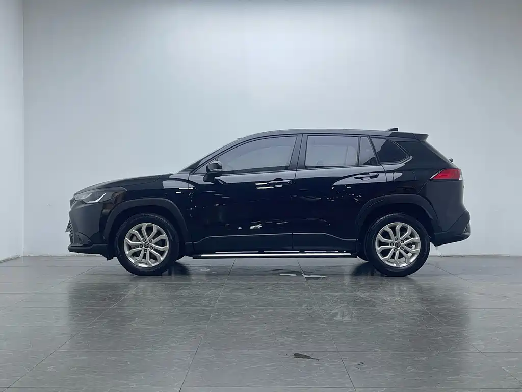 Toyota Frontlander — миниатюра 8