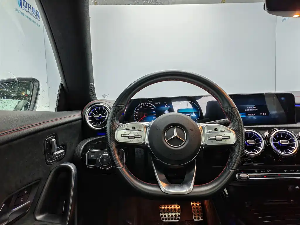 Mercedes-Benz CLA (Import) — миниатюра 9