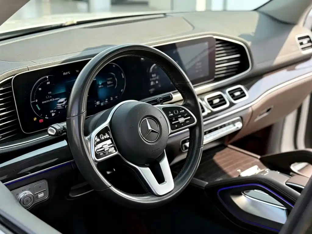 Mercedes-Benz GLE (Import) — миниатюра 8