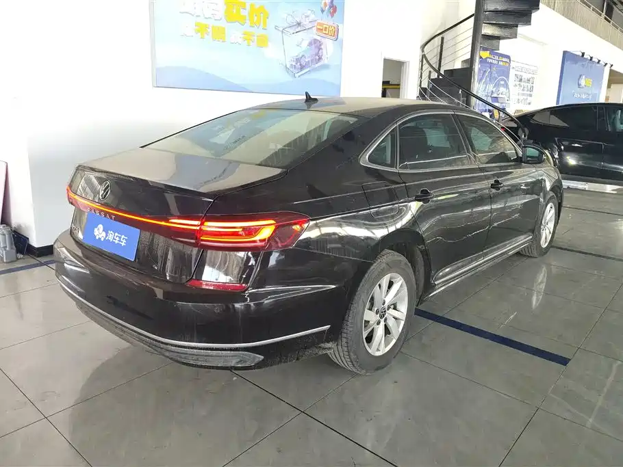 Volkswagen Passat 2024 280TSI
