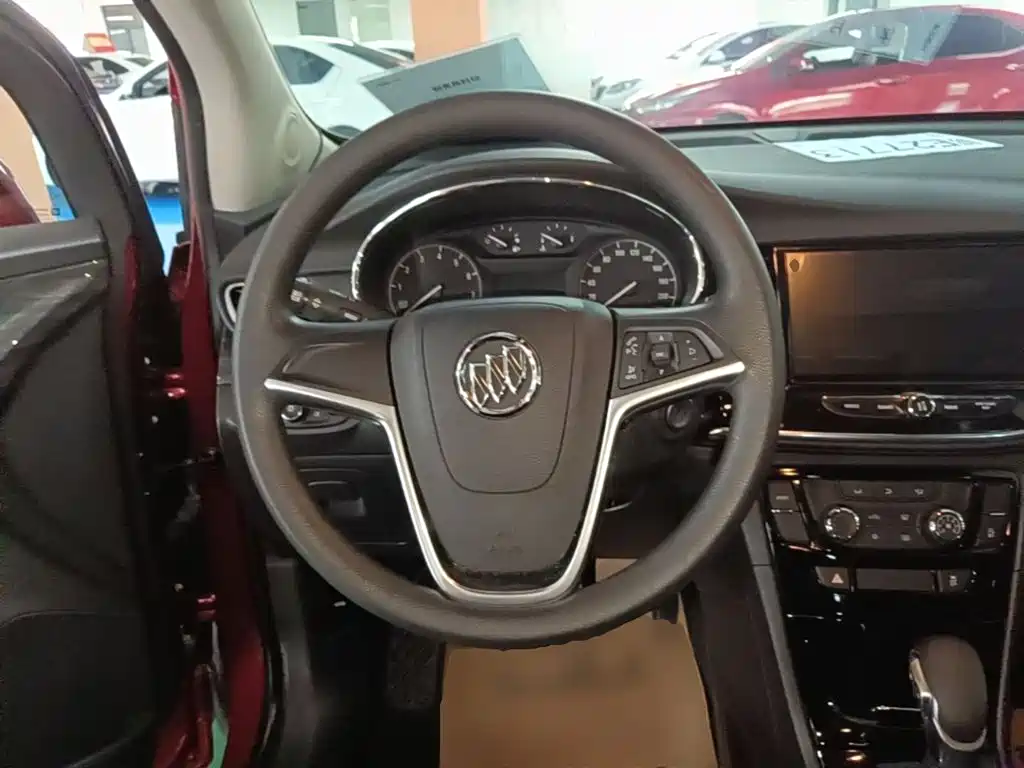 Buick Encore — миниатюра 11