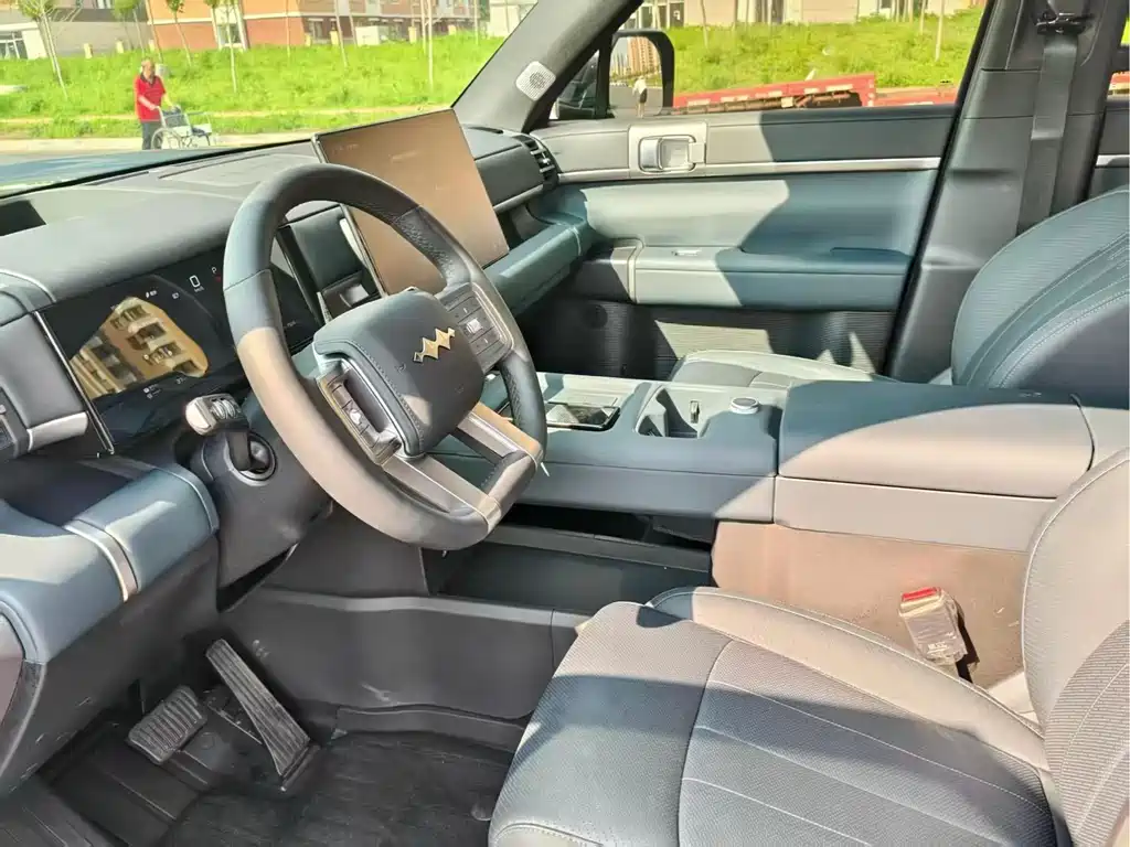 Fangchengbao Leopard 7 7 2025 190KM Ultra