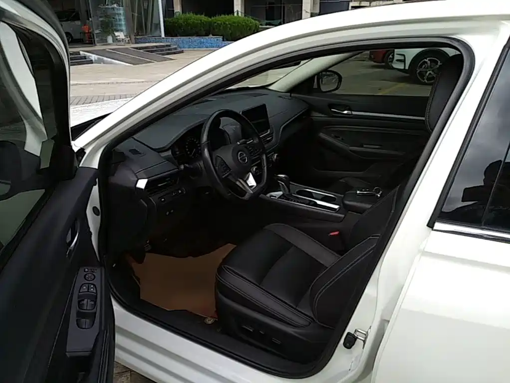 Nissan Teana — миниатюра 15