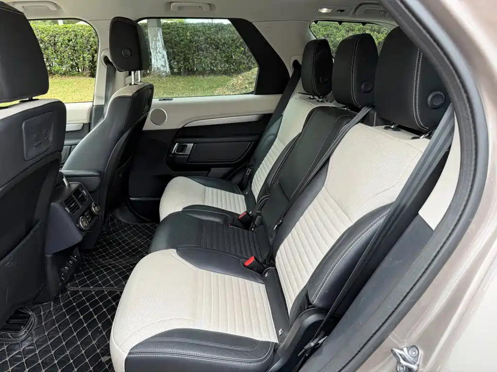 Land Rover Discovery — миниатюра 12