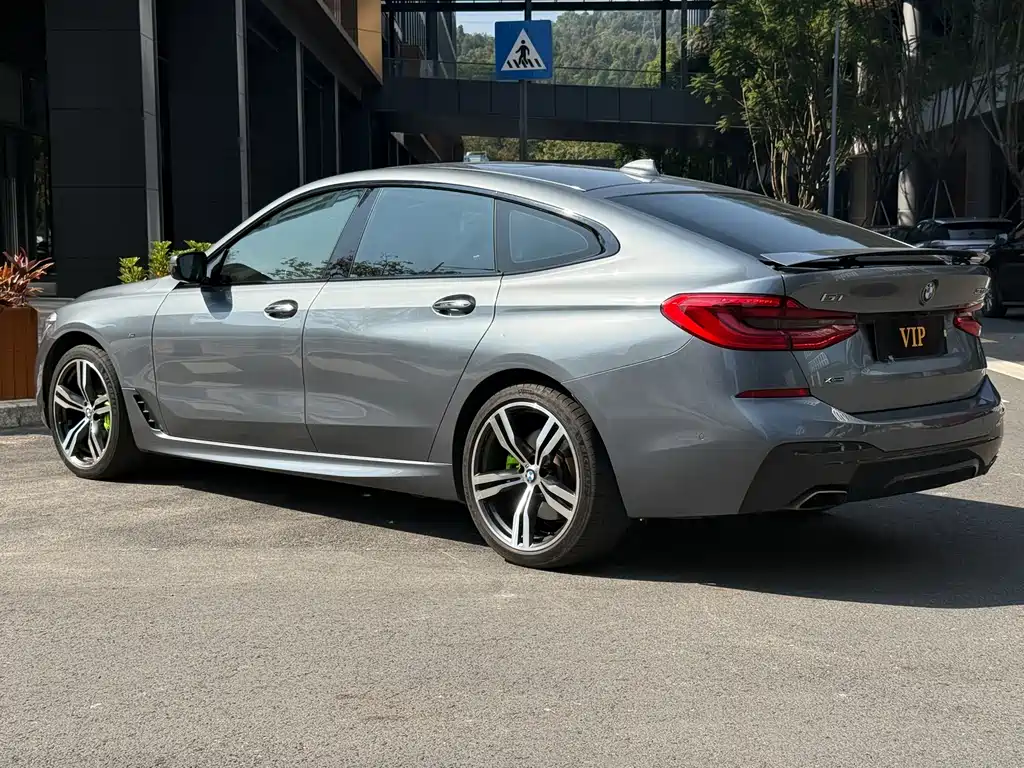 BMW 6 SERIES GT