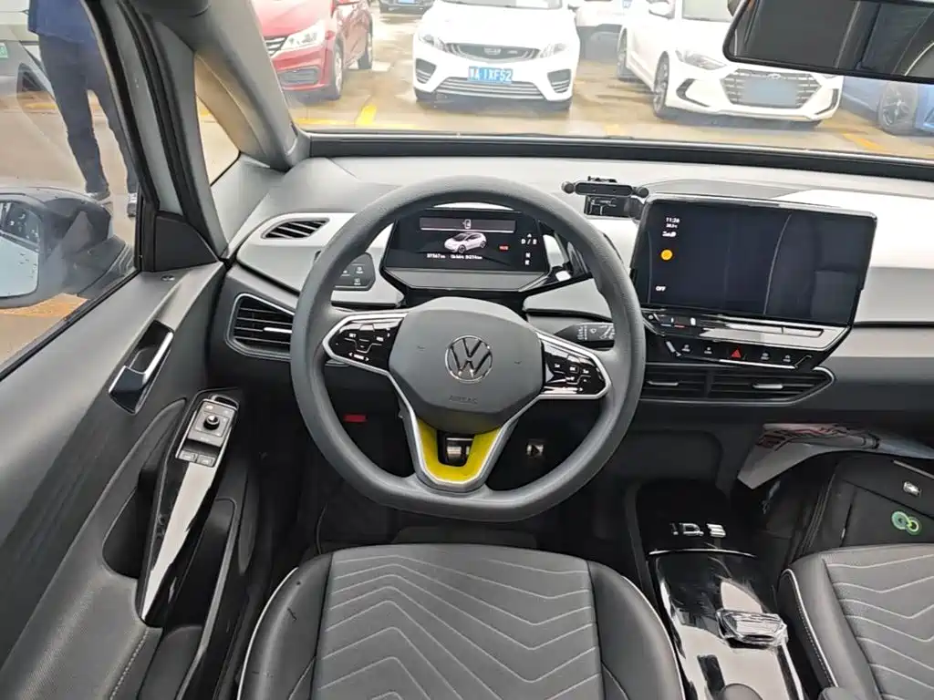 Volkswagen ID.3 — миниатюра 11