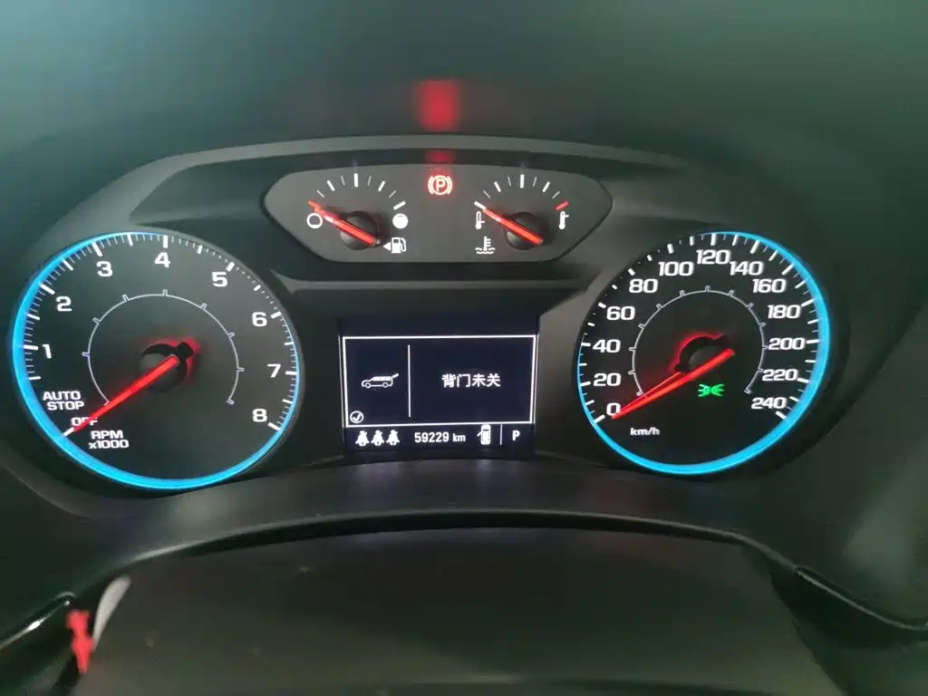 Chevrolet Equinox — миниатюра 12