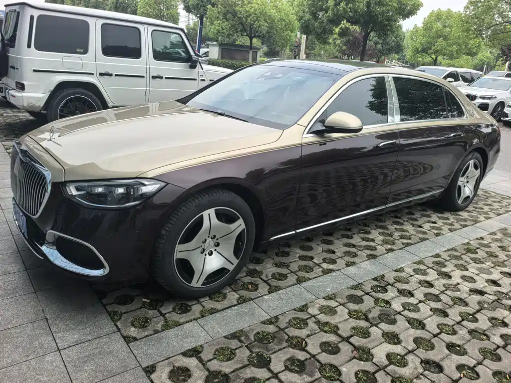 Mercedes-Benz S-Class 2024