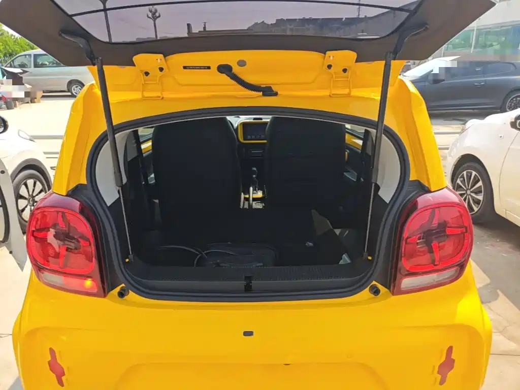 Roewe Clever — миниатюра 19