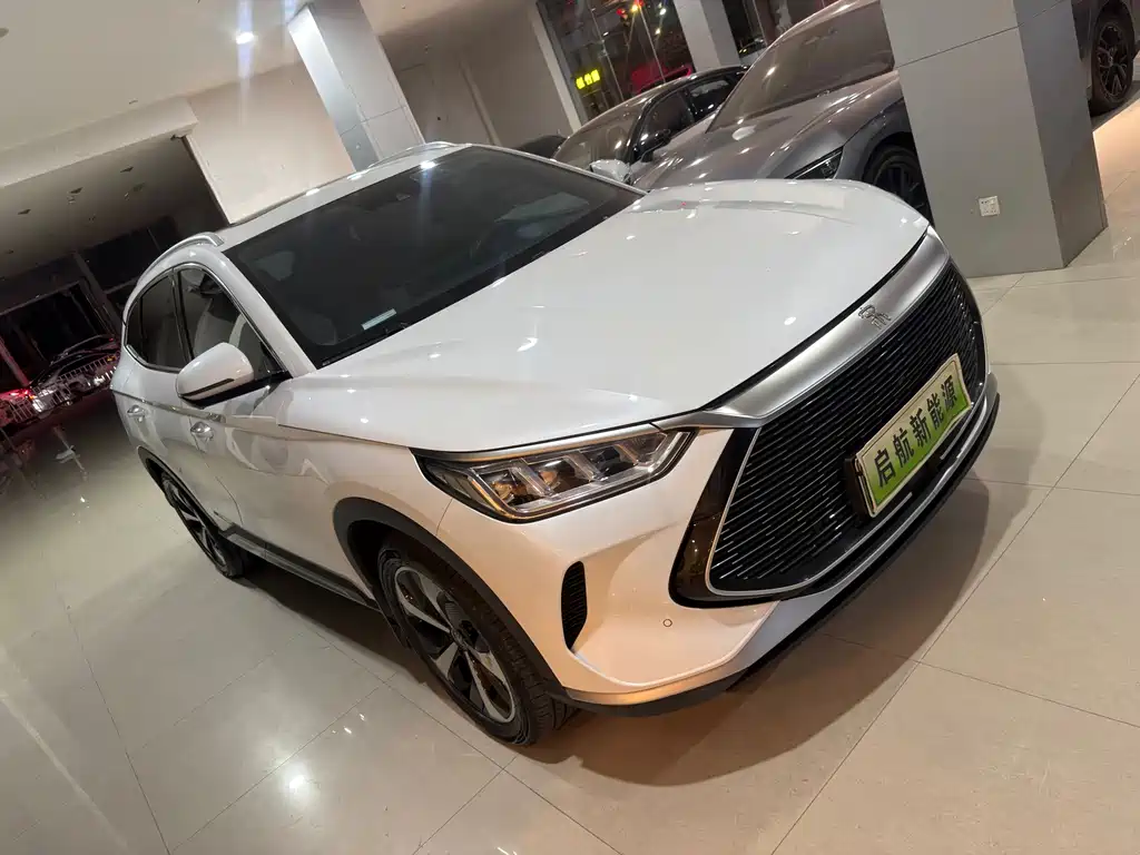 BYD PLUS New Energy — миниатюра 3