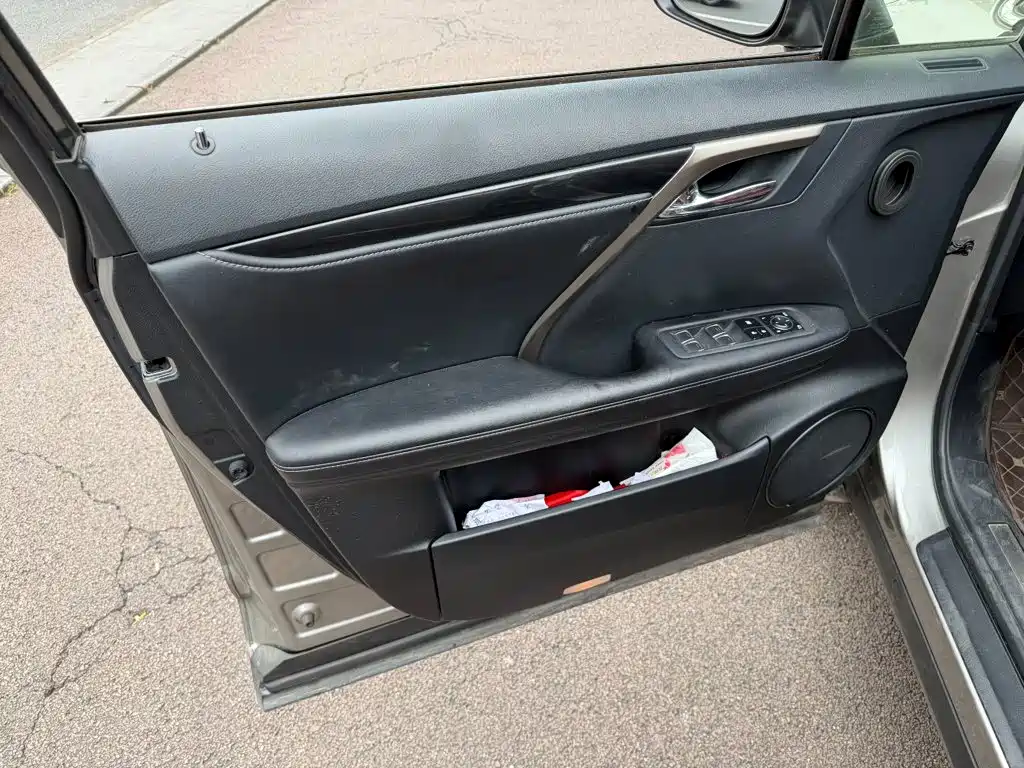 Lexus RX — миниатюра 6