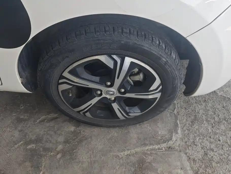Changan Benben E-Star — миниатюра 6
