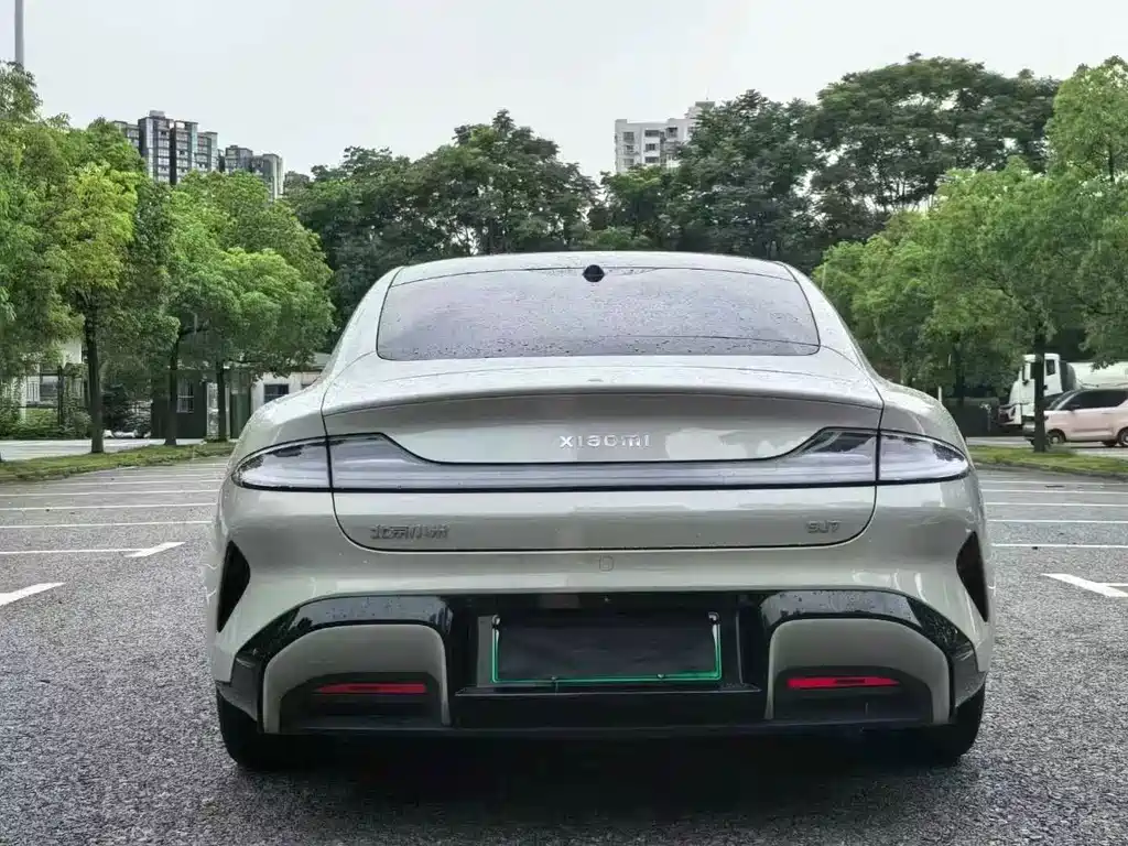 Xiaomi SU7 — миниатюра 8