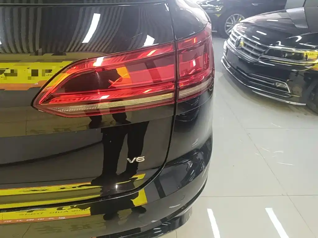 Volkswagen Touareg 2019 3.0TSI VI