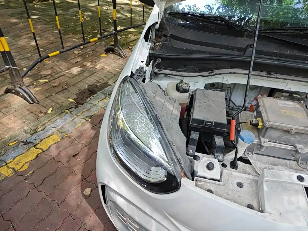 Roewe Clever — миниатюра 19
