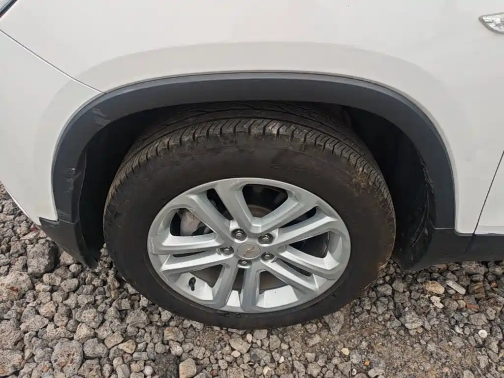 Chevrolet Trax — миниатюра 23