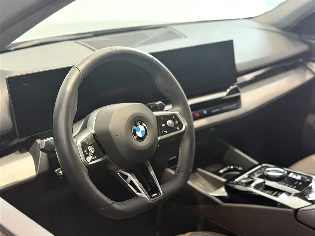 BMW 5 Series 5 2024 525Li M Sport