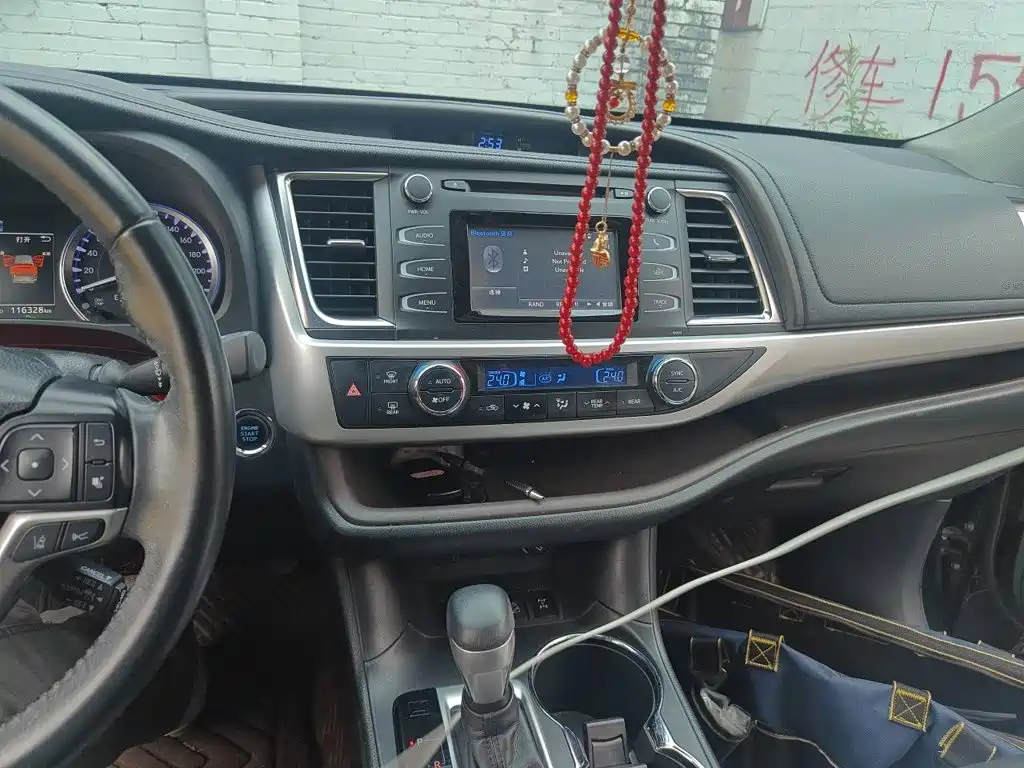Toyota Highlander — миниатюра 9