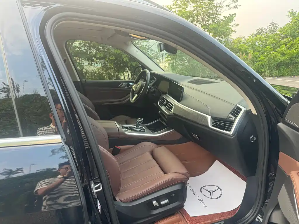 BMW X5 (Import) — миниатюра 11