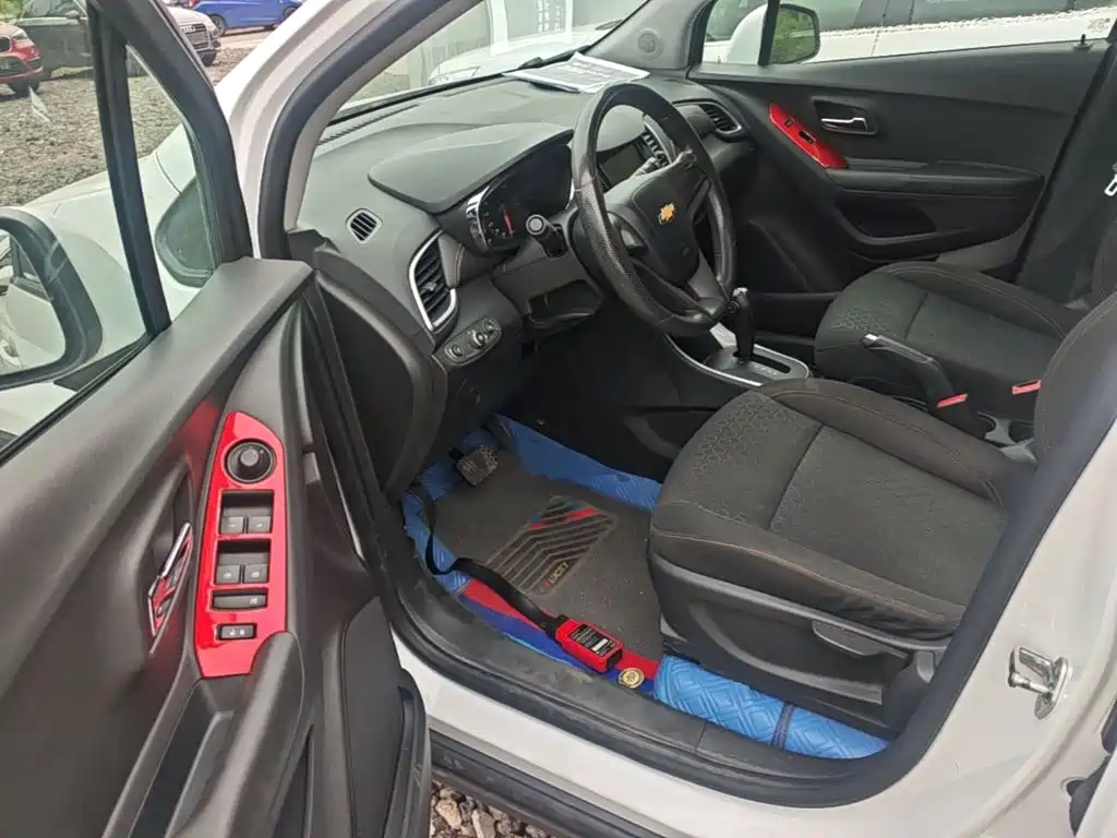 Chevrolet Trax — миниатюра 16