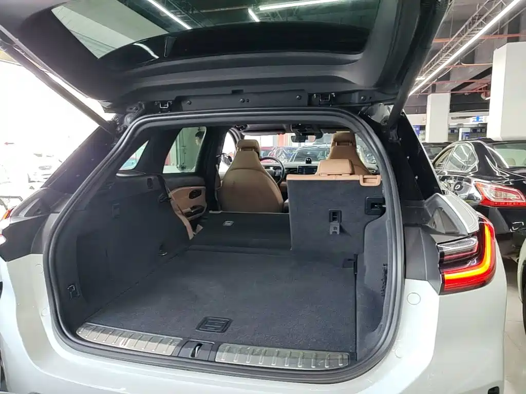 NIO ES6 — миниатюра 19