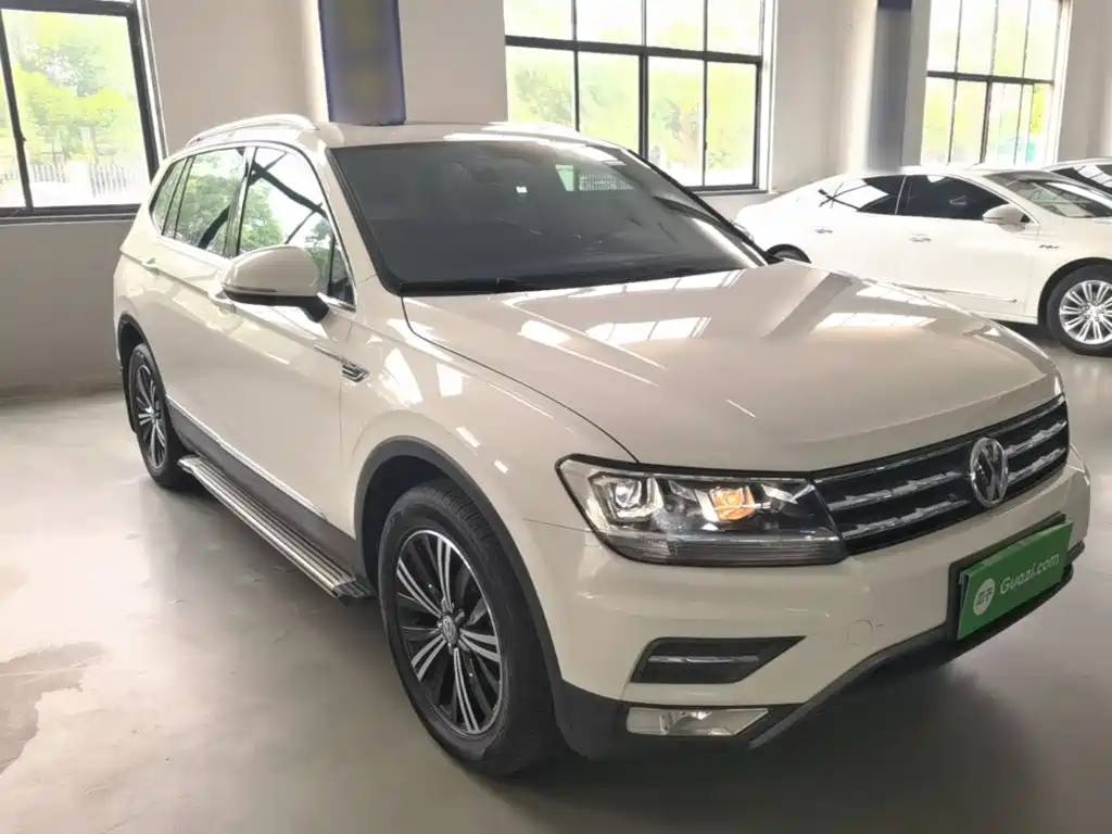 Volkswagen Tiguan L — миниатюра 4