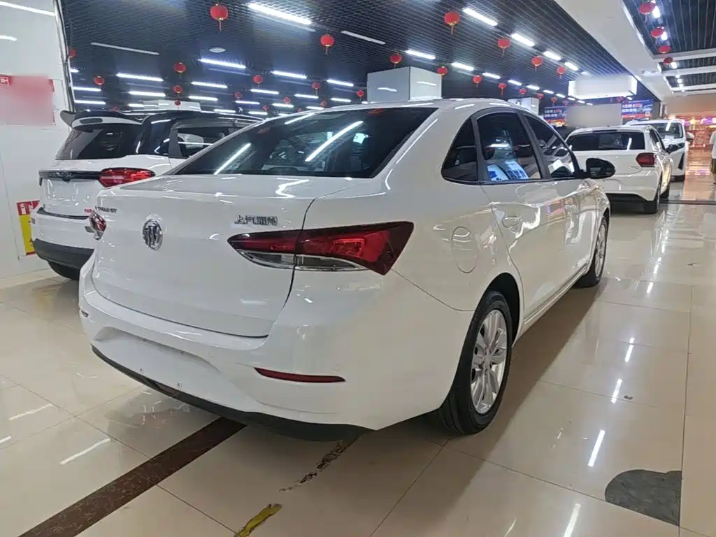 Buick Excelle — миниатюра 7