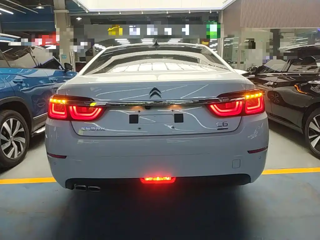 Citroen C6 — миниатюра 6