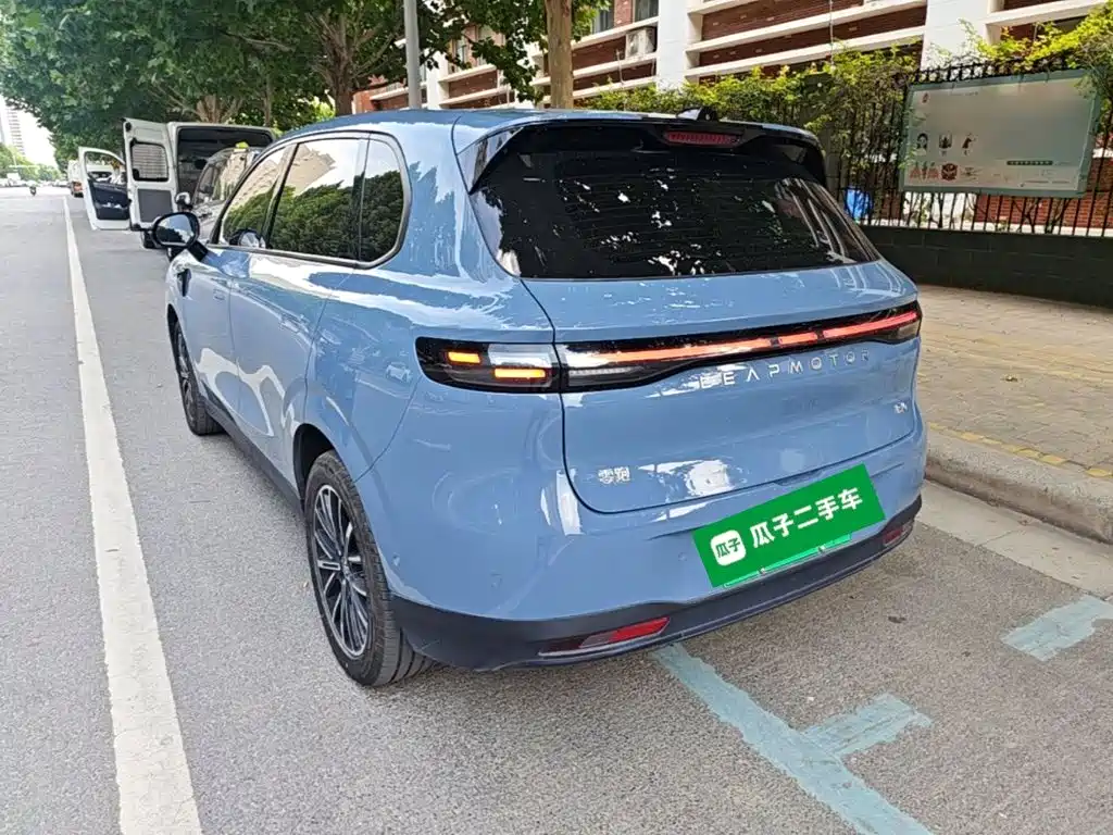 Leapmotor Leapmotor B10 — миниатюра 5