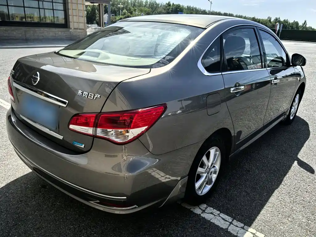 Nissan Sylphy — миниатюра 17