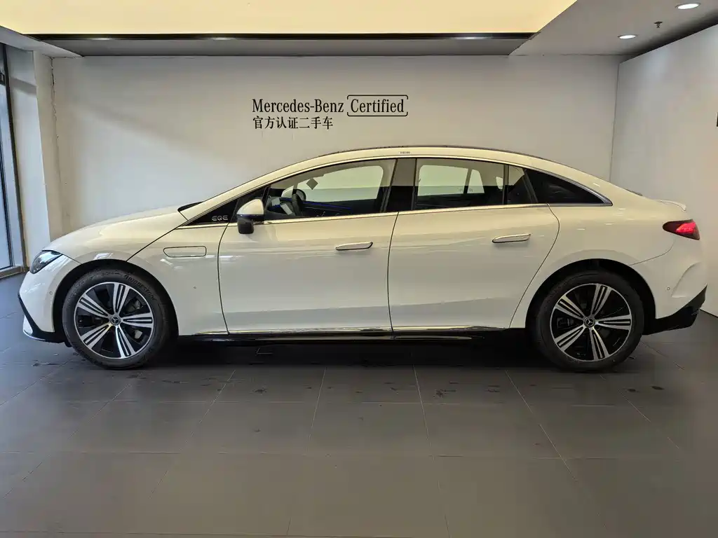 Mercedes-Benz EQE — миниатюра 2