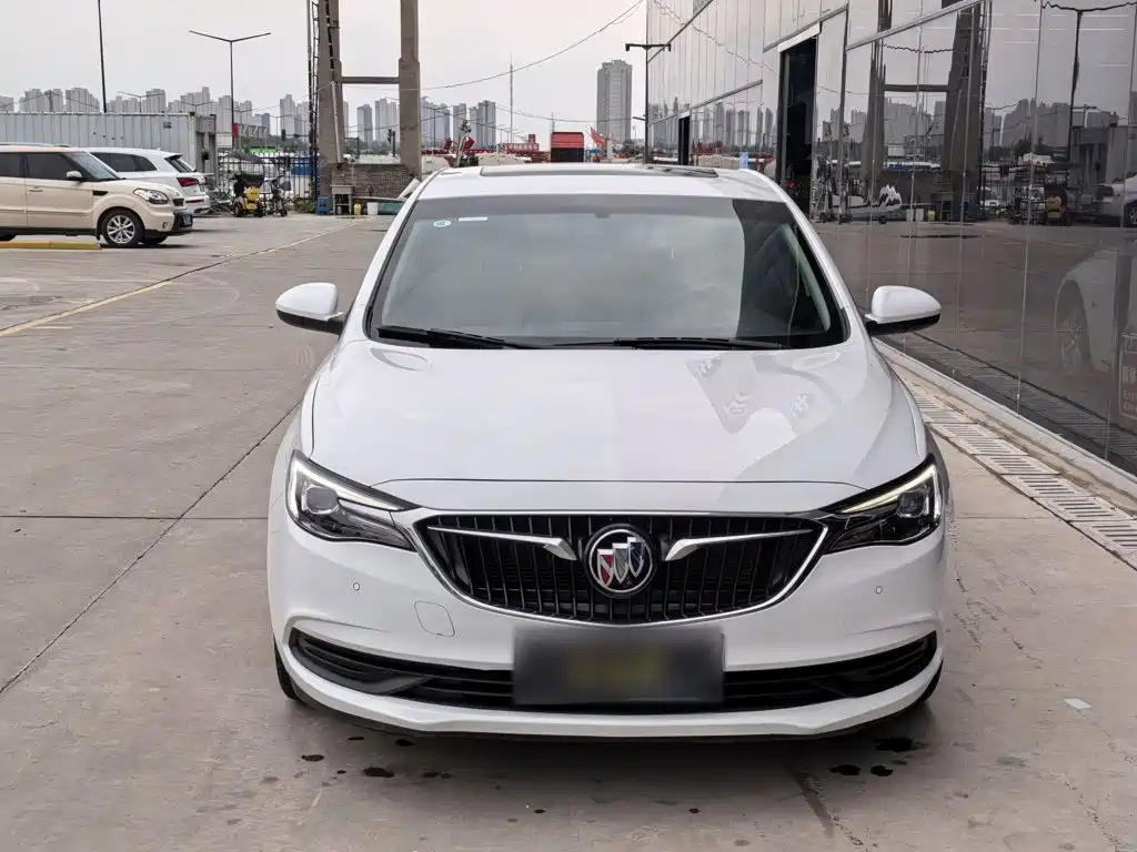 Buick Excelle — миниатюра 7