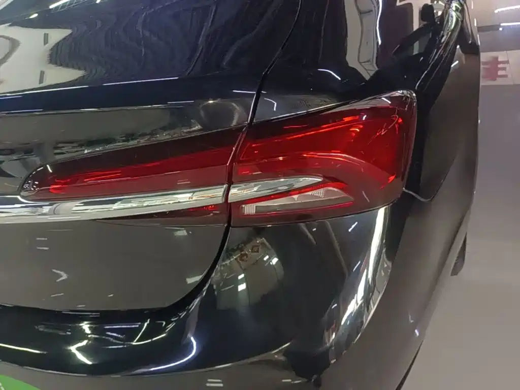 Buick LaCrosse — миниатюра 8