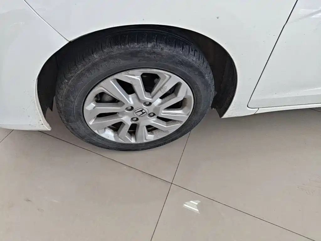 Honda Fit — миниатюра 23
