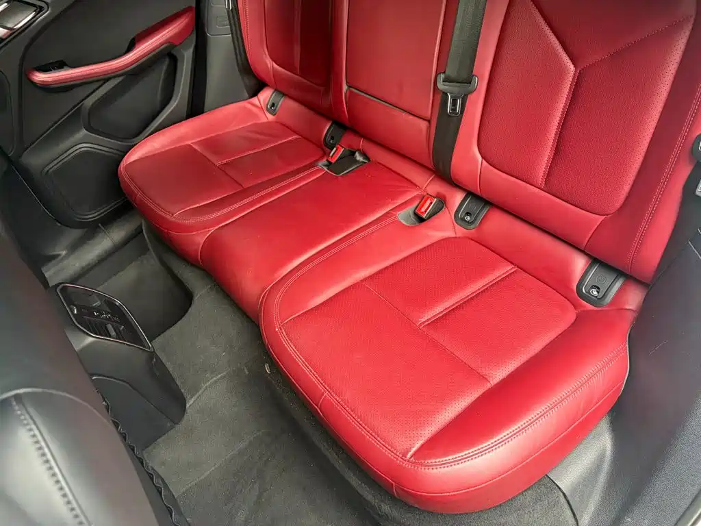 Porsche Macan — миниатюра 13