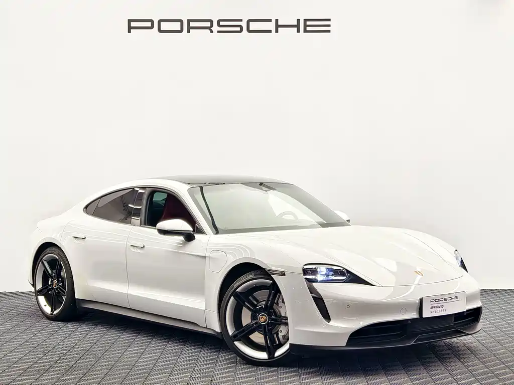 Porsche Taycan — миниатюра 3