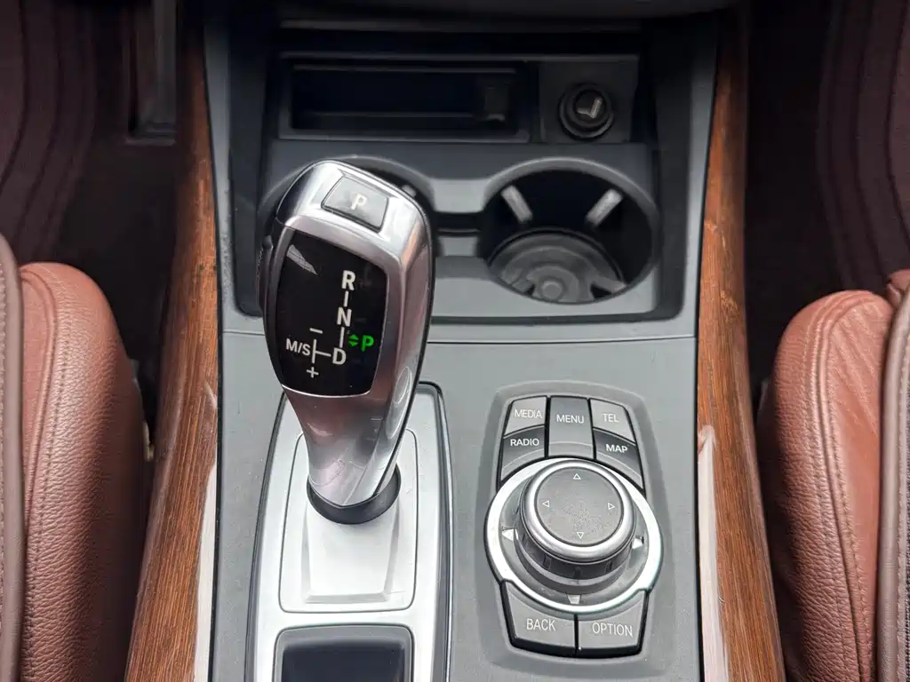 BMW X5 (Import) — миниатюра 13