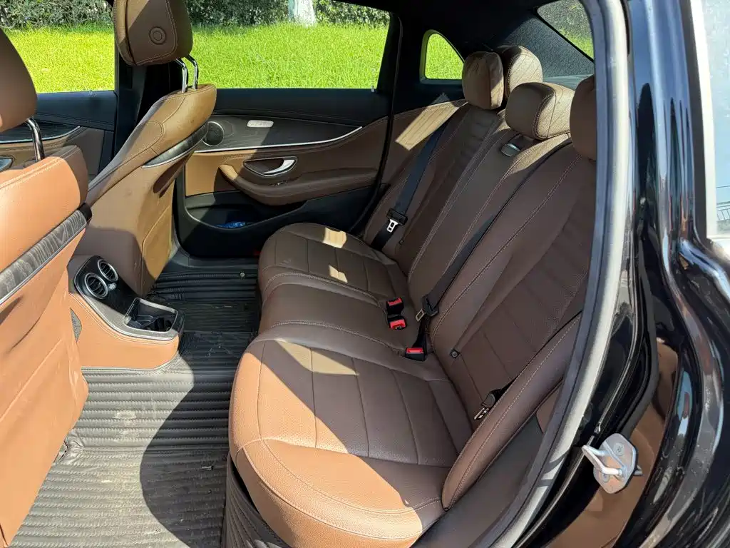 Mercedes-Benz E-Class New Energy — миниатюра 12
