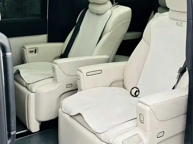 Li Auto Li MEGA — миниатюра 5