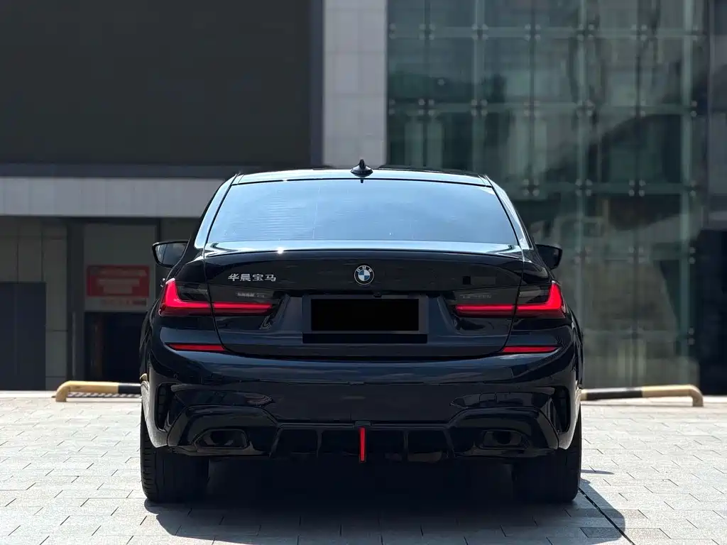 BMW 3 Series — миниатюра 11