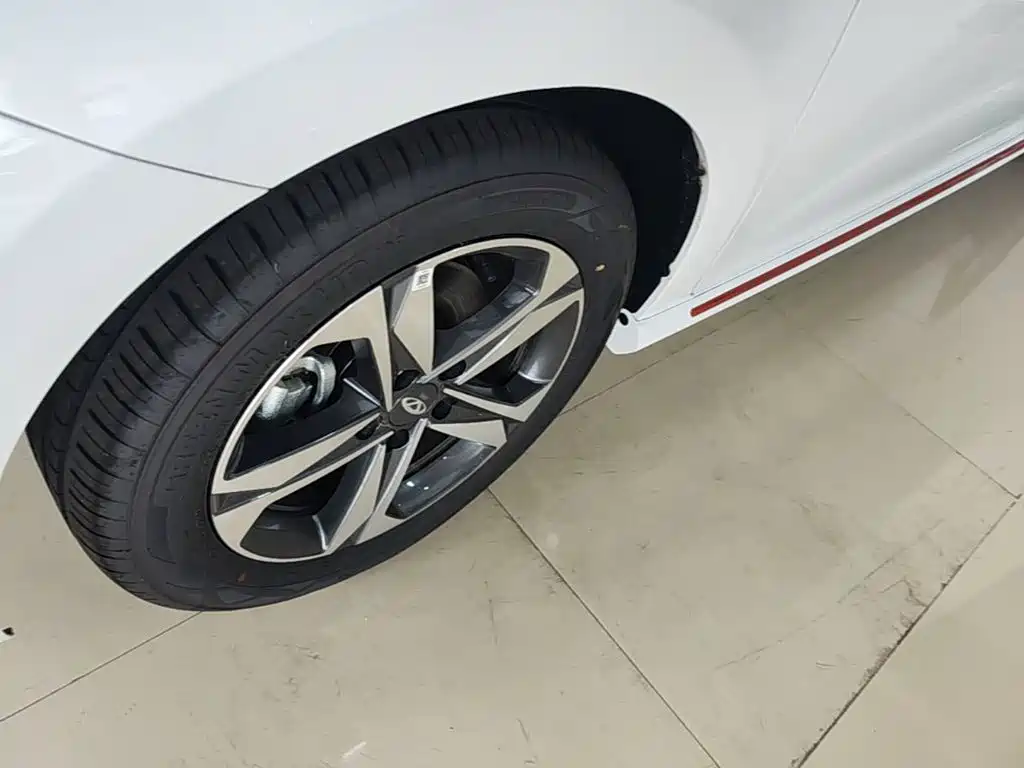 Chery Arrizo 5 PLUS — миниатюра 23
