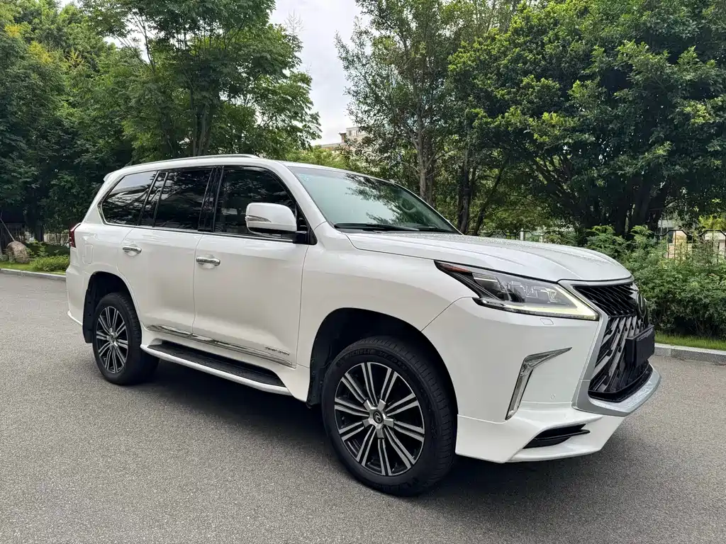 Lexus LX — миниатюра 3