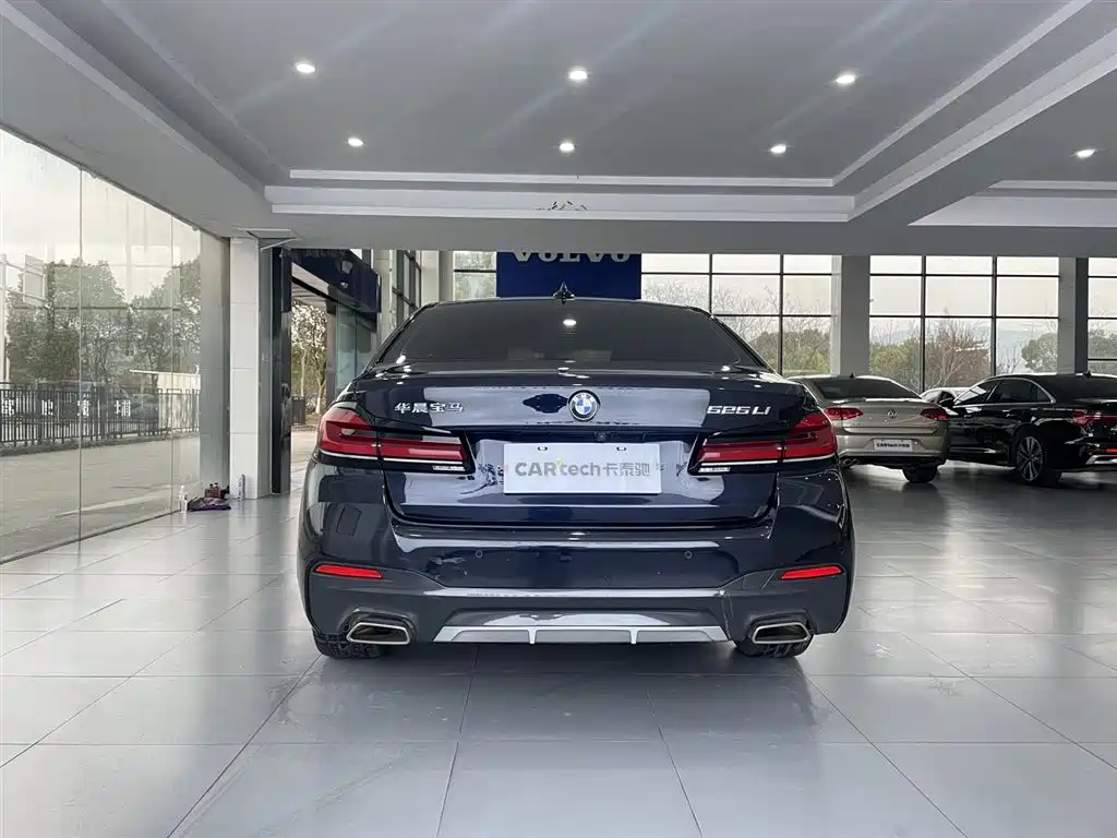 BMW 5 Series 5 2021 525Li M Sport