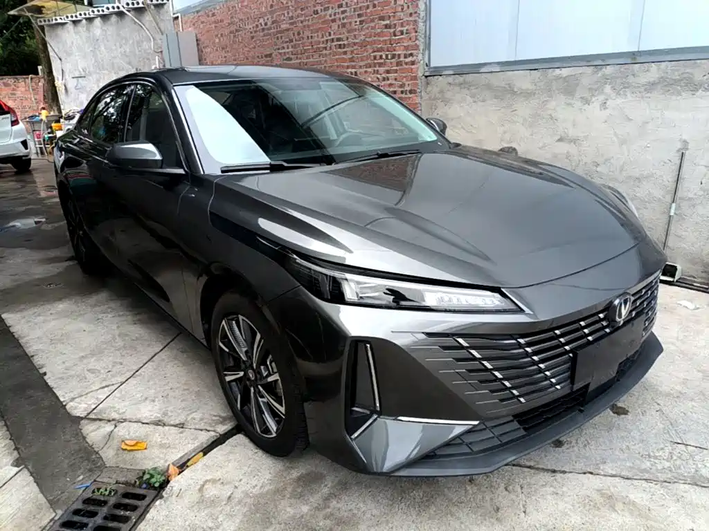 Changan Eado — миниатюра 4