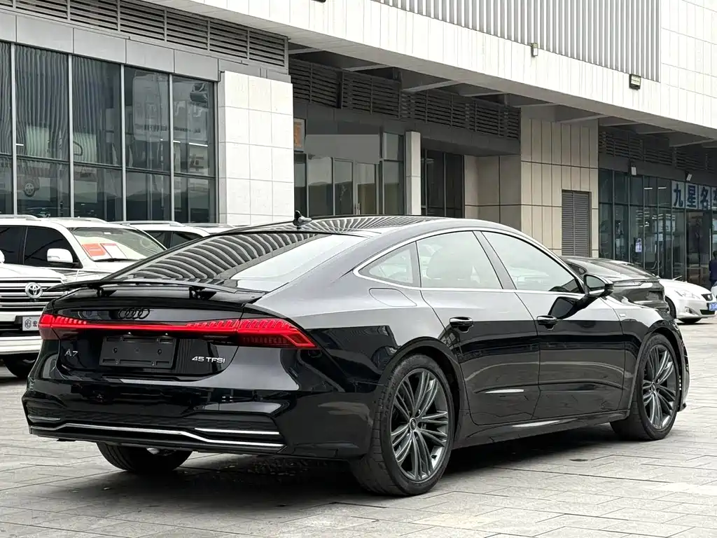 Audi A7 2023 45 TFSI